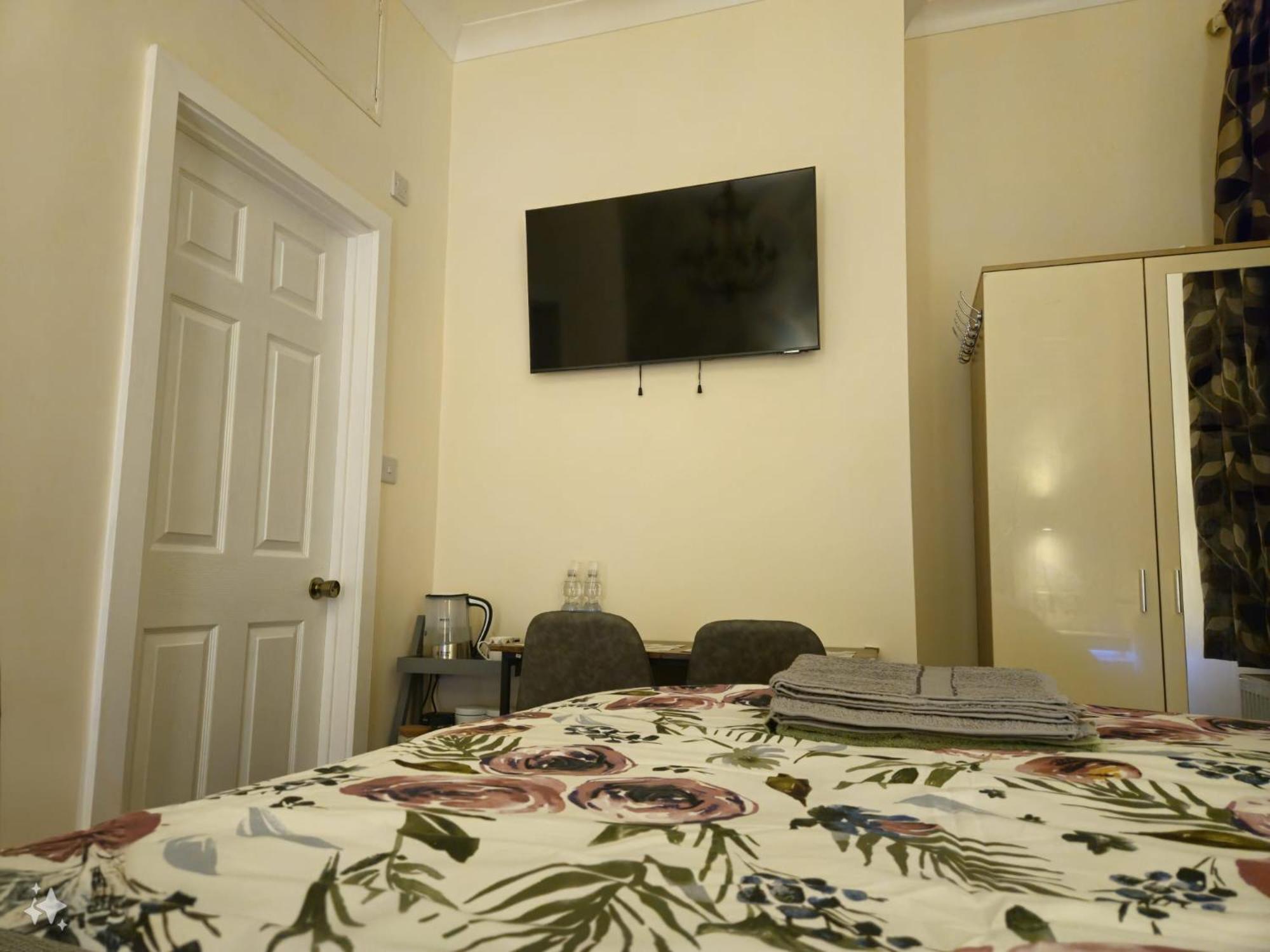 Modern En-Suite Doubles In Boston Town Spacious & Contemporary Rooms Oda fotoğraf
